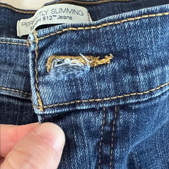 Levi's Perfectly Slimming 512 Straight Leg Jeans Size 12 Short *Flawed - Picture 5 of 11